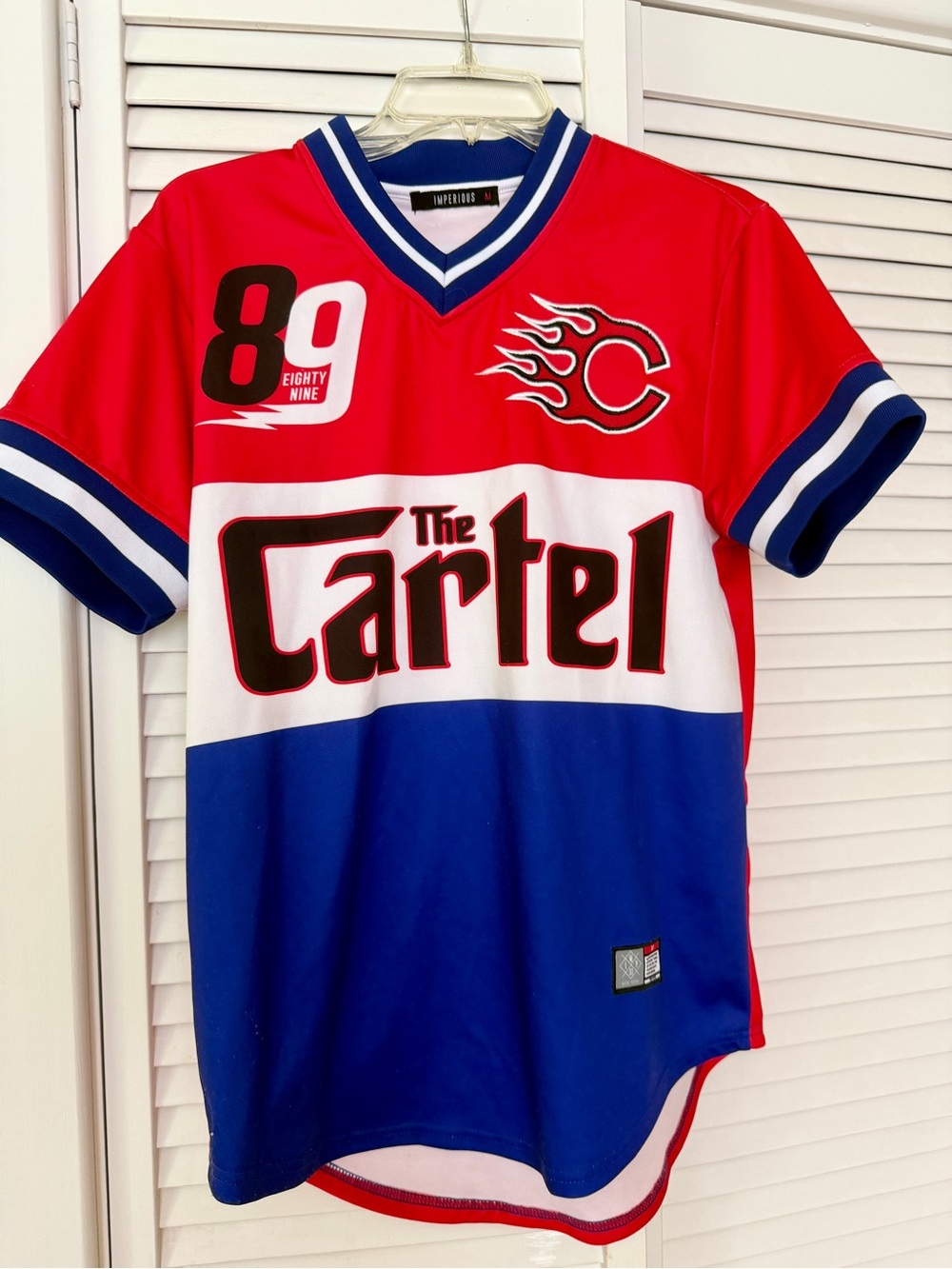 The Cartel Red Blue Graphic Jersey size M